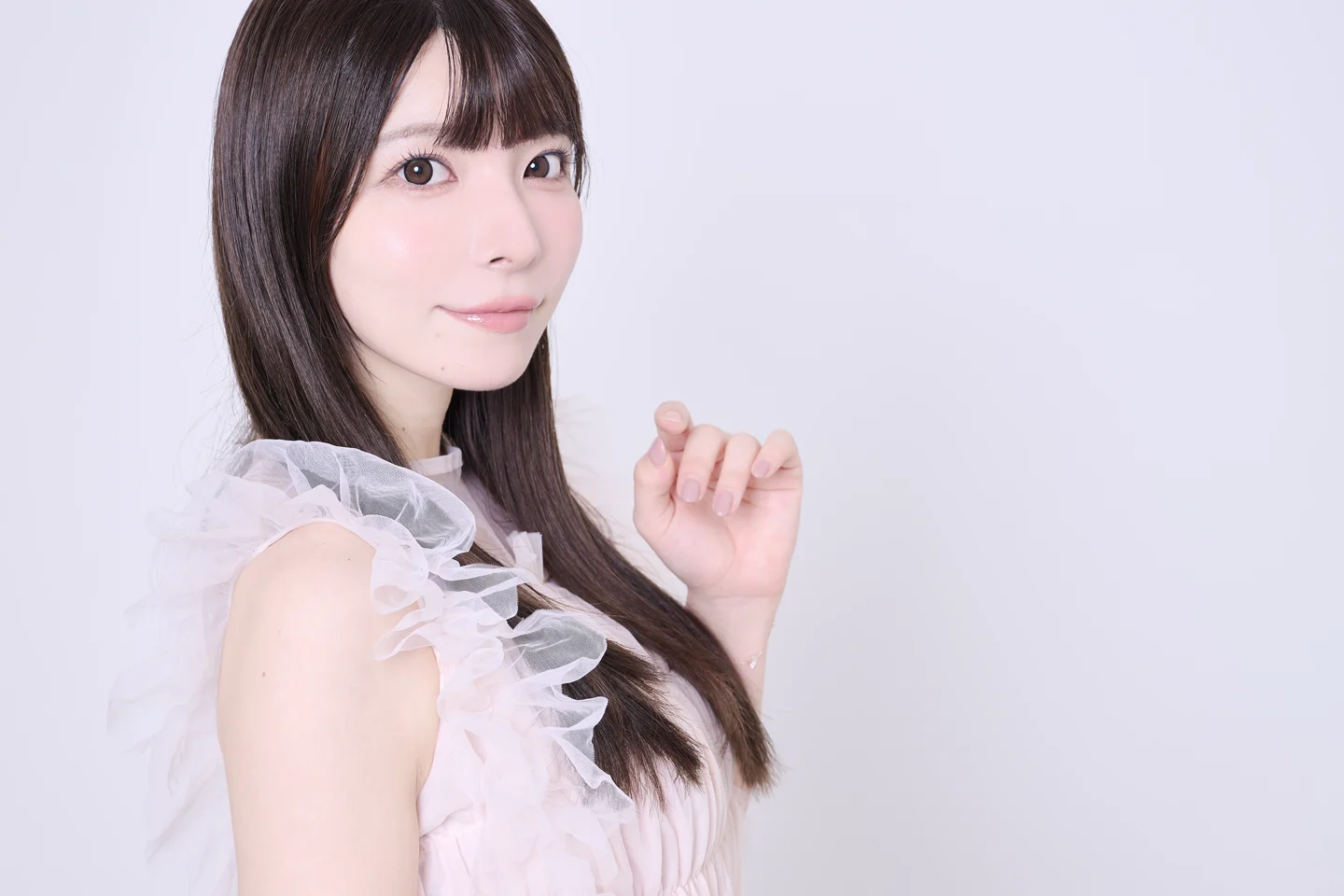 上原亜衣